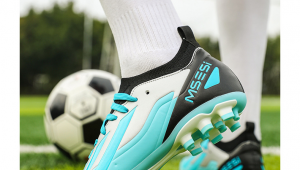 沈阳哪卖儿童足球鞋便宜