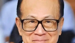 少林足球里有李泽楷吗