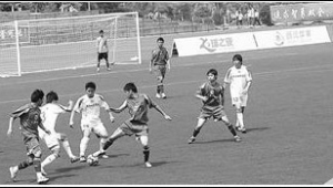 大学是否可以退出足球队?背后的考量与影响因素分析