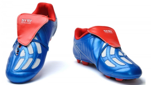 足球训练可以穿跑步鞋吗