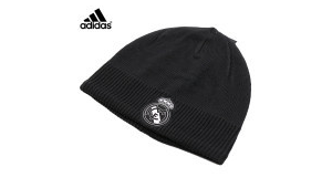 足球阿迪达斯帽子冬季能穿吗？快来一探究竟！