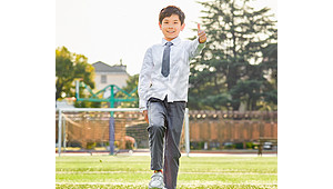 脚小踢足球是否具备优势？探究脚小在足球场上的别样表现