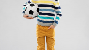 男生能穿白色足球短袜吗 探究白色足球短袜在男生穿搭中的可行性