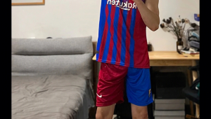 送男友足球衣,搭配球裤与否?这些要点你得知道