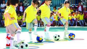 报足球班对孩子有益吗？探究足球班给孩子带来的诸多影响