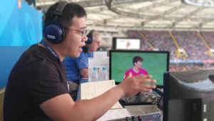 足球现场观看有解说吗？探秘现场观赛解说情况