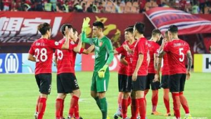 哪支球队堪称足球王朝球队?背后故事与辉煌成就揭秘