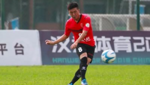 30岁踢职业足球晚不晚？逐梦绿茵场，年龄从来不是界限