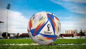 足球芯片哪年问世?探索其在足球领域首次应用的年份