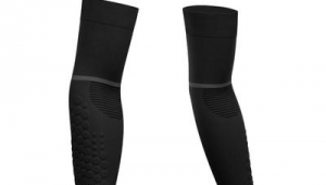 足球袜能当压缩袜子用吗？探究两者关联与差异