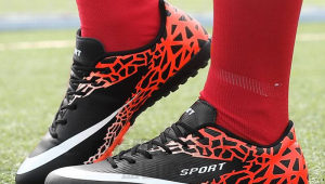 抗扭转足球鞋垫推荐,哪款能助力赛场,提升运动表现?