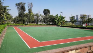 长安公园有足球场吗