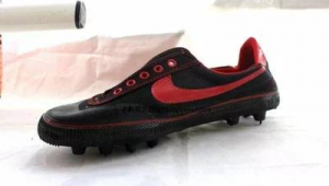 足球鞋在哪买既便宜又好？这些购买渠道别错过