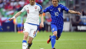 西班牙足球真的很强吗？探寻其背后实力真相与辉煌历程