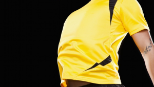 足球打到胸口有危险吗？一文带你深入了解其中潜在风险