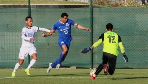 足球后卫是否需要进球？解析后卫参与进攻的利与弊