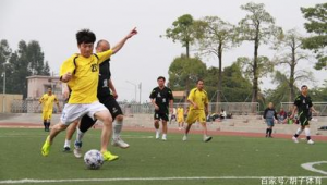 职业足球守门员究竟能不能进球？背后故事你知道多少？