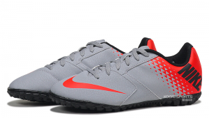 耐克男款铁足球鞋，哪一款的外观能成为你的心头好？
