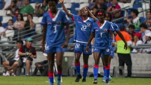 海地那么穷也有足球吗？探寻贫穷国度的足球之光