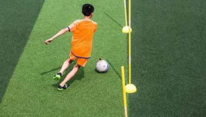 踢足球能否成为预防近视的有效良方？