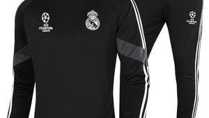 冬天踢足球穿球衣吗?保暖与运动兼得的选择探讨