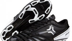 男士足球鞋推荐，这些地方买足球鞋超合适！