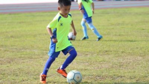 踢足球能让身体放松吗？探寻足球运动背后的身心奥秘