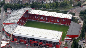 伦敦四大足球队揭秘:哪四支队伍闪耀这座足球之都?