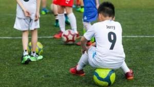 足球思维能否培养？探寻绿茵场上智慧养成的密码