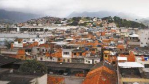 巴西黑帮里女生对足球的喜好状况