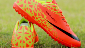 足球革面透气吗？探究足球革面透气的原理及影响因素