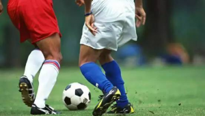 踢足球真的长不高吗？真相大揭秘，快来一探究竟！