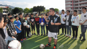 足球社团能转校队吗高中