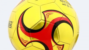 足球自营包邮是真的吗?真相究竟如何,快来一探究竟!