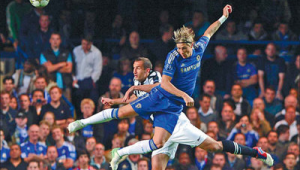 足球助跑争顶犯规吗