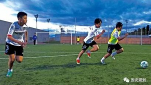 初中再学足球来得及吗？开启足球梦想的初中探索之旅
