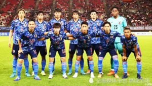 足球有13人阵容吗