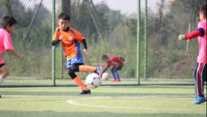 哪支足球队经历过加赛？背后故事与精彩瞬间全在这里！