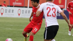 足球比赛门外有网球吗