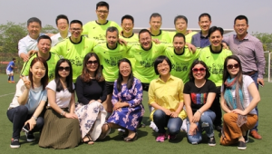 南昌女生能踢足球吗？探索这座城女生踢足球的可能性