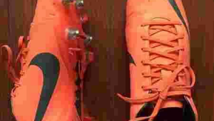 乌鲁木齐哪里能买到足球鞋？这里有你想要的答案