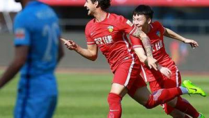 足球裁判能做美甲吗女