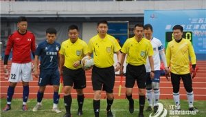 现在足球比赛对阵情况：究竟哪队与哪队正在激烈角逐？