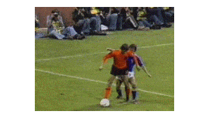 假摔真的是足球史吗：探究其在足球历史中的真实面貌与影响