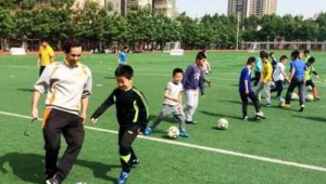 足球俱乐部有什么好处吗？探索足球俱乐部带来的诸多益处