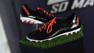 迪卡侬后卫足球鞋推荐，哪款能助力后卫在球场上闪耀？