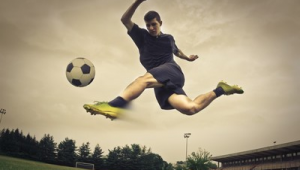 足球训练提高弹跳力吗