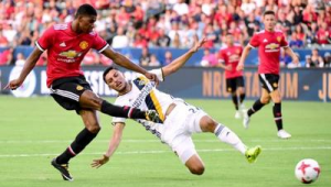 踢足球拿身体接球是否犯规，这些要点你需知晓