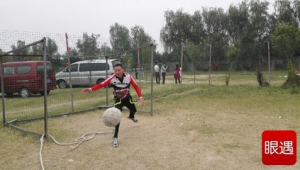 足球农庄有帅哥吗？来贴吧一起聊聊那些足球场上的帅气身影