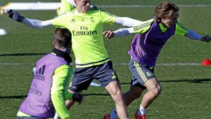 个子不高适合足球吗？小小身材能否在绿茵场绽放光芒？